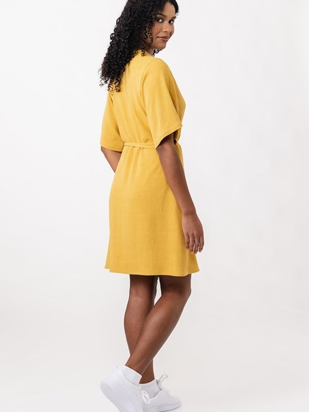 Short Tie-Waist Robe in Mustard — Women's Kimono Robe• Medium